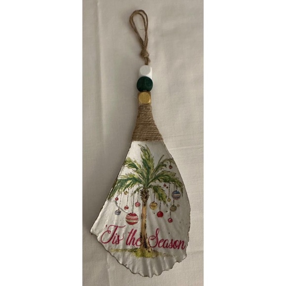 ‘Tis the Season Palm Tree Seashell Ornament - Picture 1 of 3